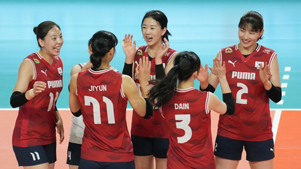 한국 여자배구, 150번째 한일전 3-2 승리…3연패 후 첫 승