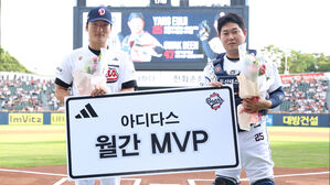 프로야구 두산, 7월 구단 월간 MVP에 양의지&middot;곽빈