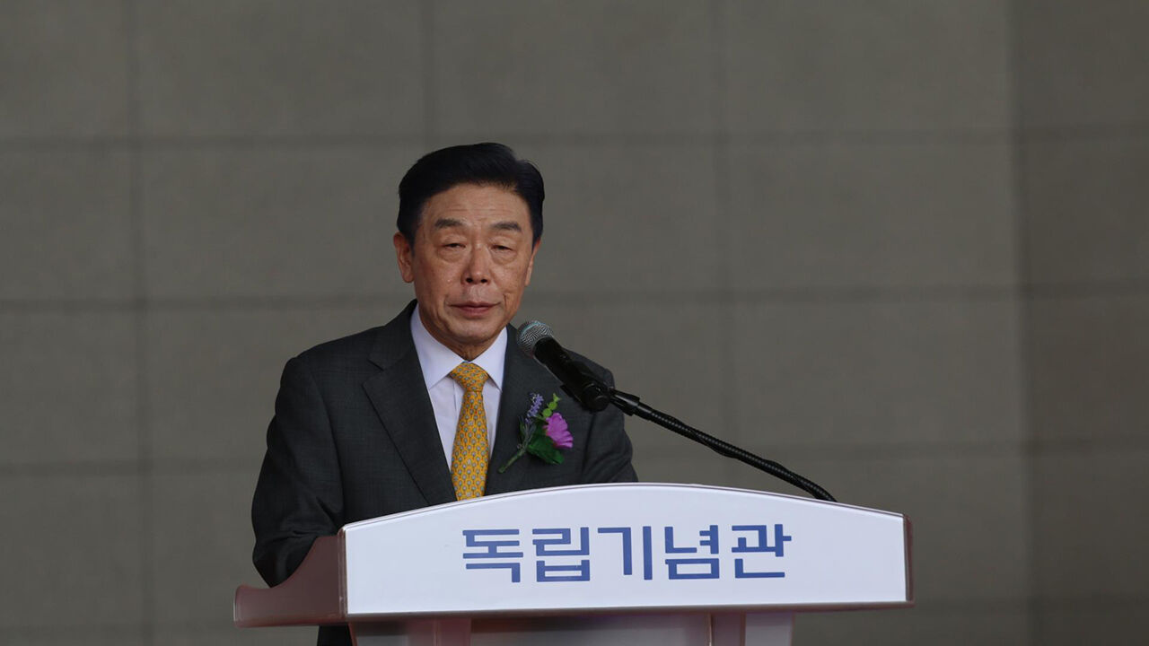 "광복은 연합국 승리 선물" 발언에 범여권 폭발…독립기념관장 사퇴 압박
