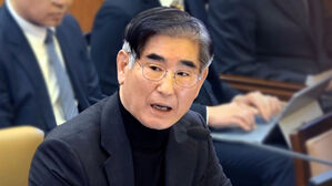 법원, 김용현 구속 취소 청구 기각…재판 재개