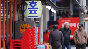 소비 위축에 술도 덜 마셨다&hellip;2분기 술집 매출 약 10% 줄어