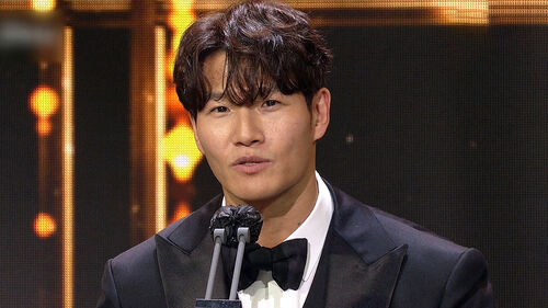김종국 결혼 발표…"데뷔 30주년에 반쪽 만들어"