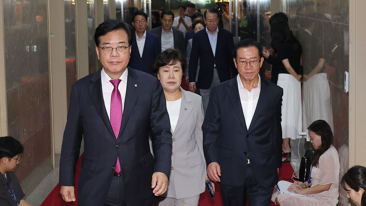 국민의힘, 우 의장에게 "22일 전대 이후로 본회의 연기" 요청