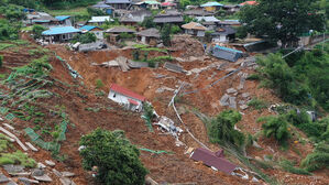 산청 상능마을, 땅밀림 현장 그대로 두고 주민 이주