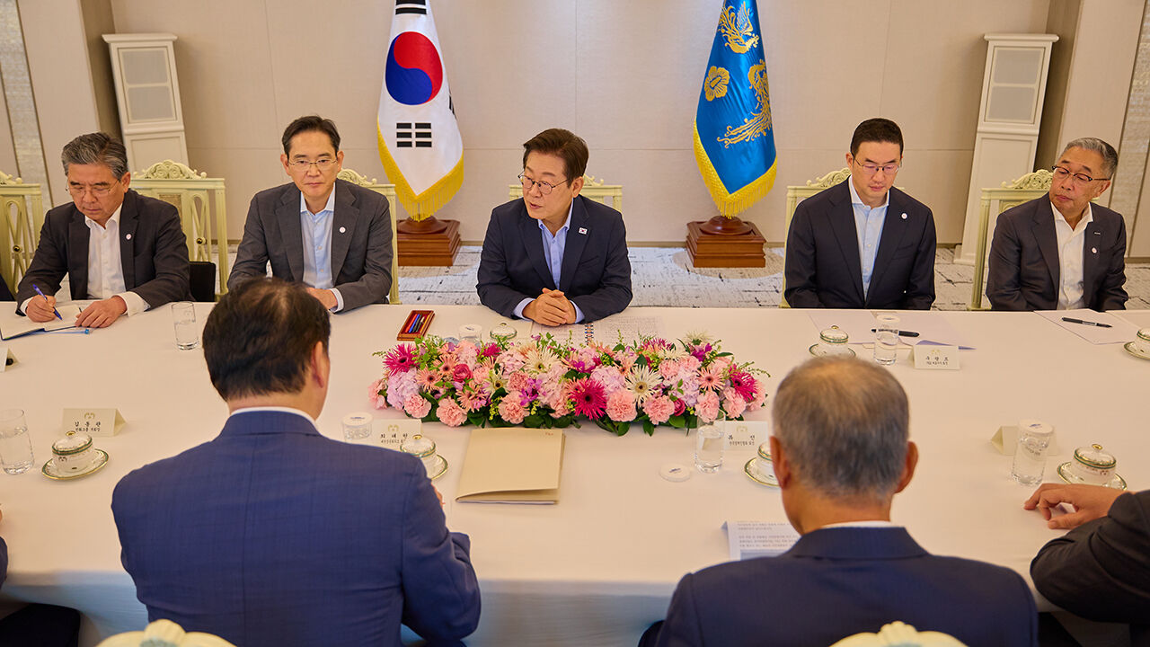 이 대통령, 기업인들에 "관세 협상 애써줘 감사…방미 성과 당부"