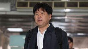 대법, '이 대통령 측근' 김용 보석 석방&hellip;불구속 심리