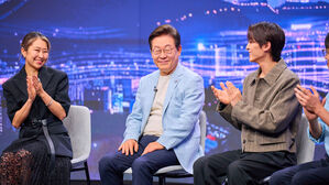 '케데헌' 감독 만난 이 대통령 "자랑스러운 문화강국 만들겠다"