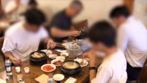 [친절한 경제] "외식하기 겁나네"…미국 수출도 꺾인 K푸드