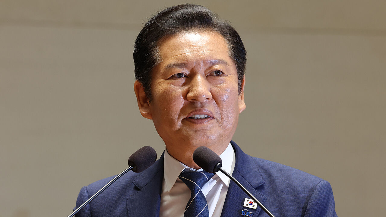 정청래 "검찰 수사·기소 분리는 대변혁…정부조직법 9월 내 처리"