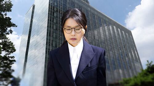김건희, 구속 뒤 세 번째 특검 조사…통일교 청탁 의혹 추궁