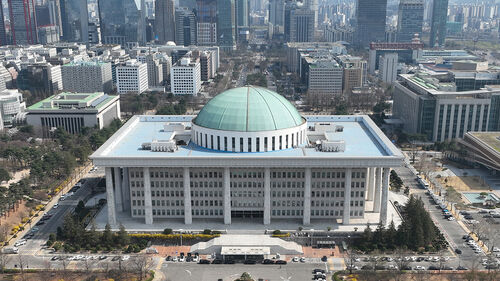 특검, 국회 사무처 압수수색…'계엄 해제 표결 방해' 강제수사
