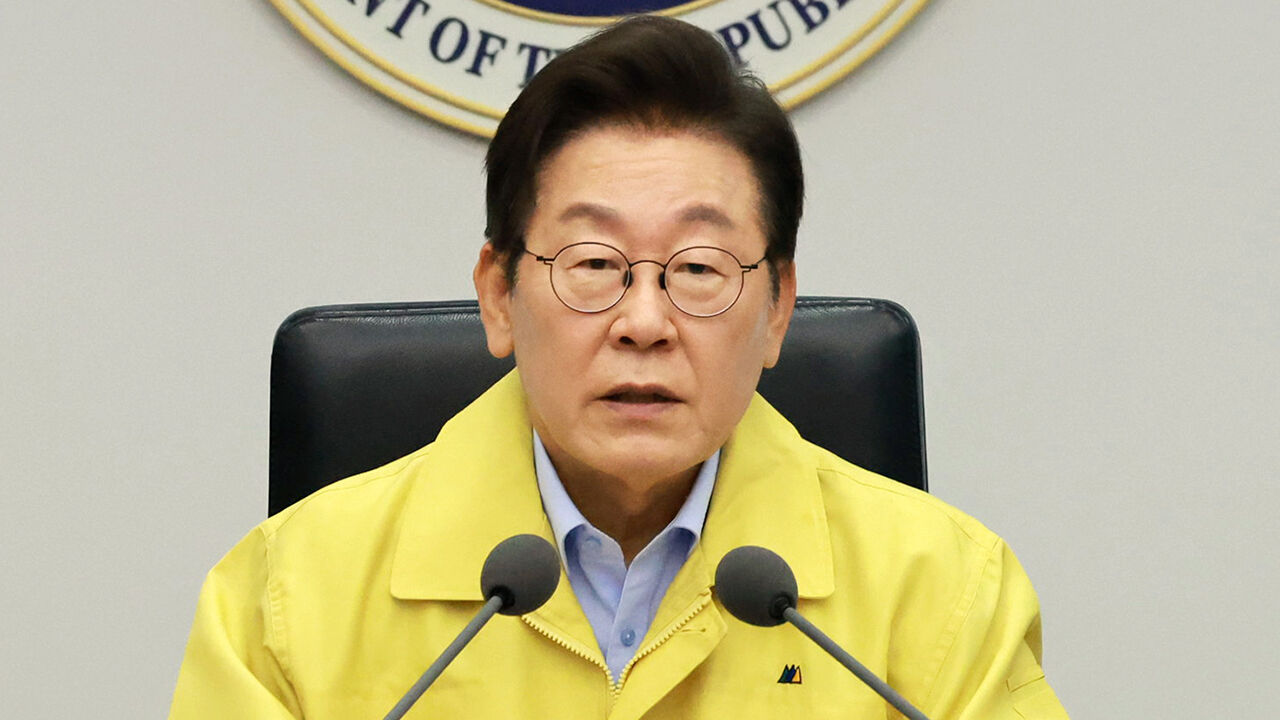이 대통령 "자살, 사회적 재난…획기적으로 줄일 대책 기구 구성"