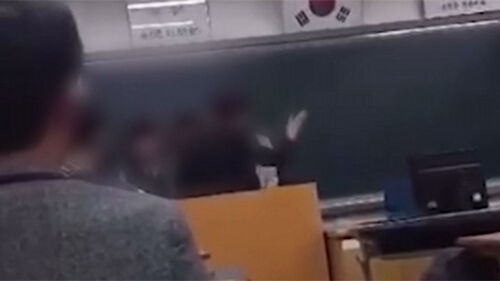 학생들 세워놓고 뺨 때린 교사…뒤늦게 발칵