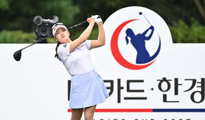 노승희&middot;김민솔&middot;이다연 KLPGA BC카드 3R 공동 1위