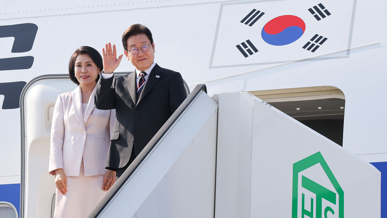 이 대통령, 일본 일정 마무리…워싱턴 출발