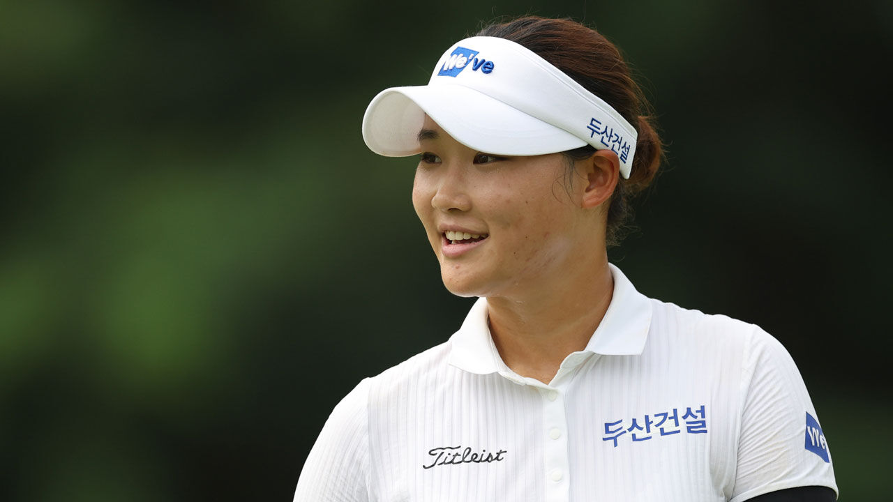'18번 홀 이글' 김민솔, KLPGA 투어 생애 첫 우승