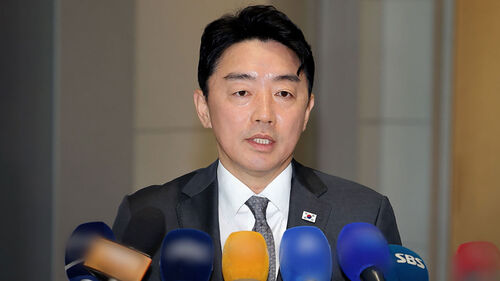 강훈식 비서실장도 미국행…"과도한 요구" 협상 난항?