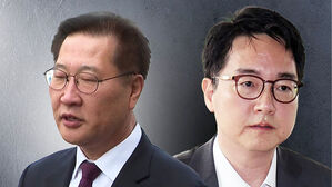 특검, 전직 법무장관·검찰총장 동시 압수수색