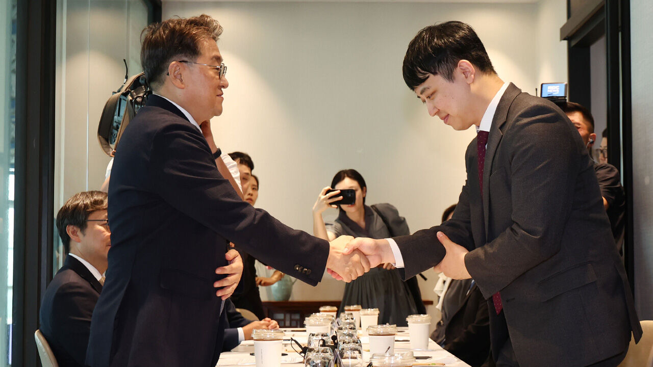 전공의대표·수련병원장들 만남…"빠른 수련환경 안정 필요"