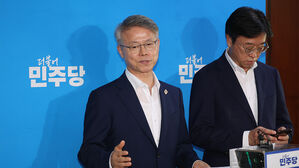 여당, 정성호에 "너무 나간 거 아니냐"&hellip;'이상 기류' 감지