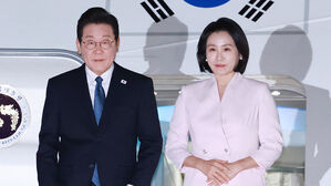 이 대통령, 미국, 일본 순방마치고 서울공항 도착&hellip;국내현안 '수두룩'