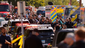 미국 학교 총기난사로 어린이 2명 사망…FBI "테러·증오범죄 수사"