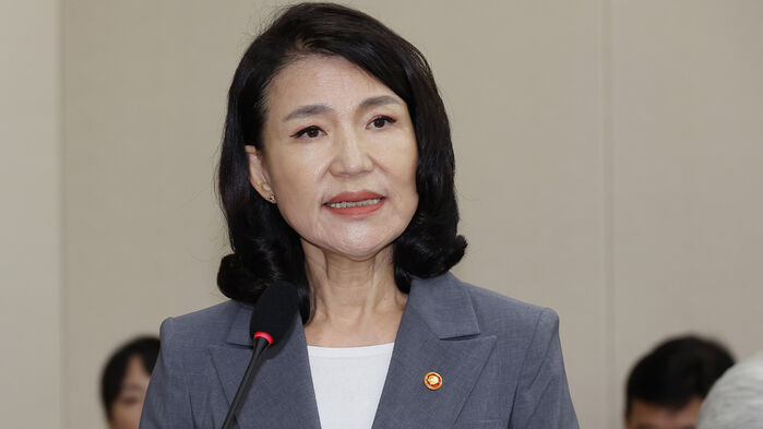 대통령실 "이진숙, 정치 중립 위반 밝혀져…직권면직 검토"