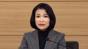 이진숙 직권면직 검토…"정치 중립 의무 위반"