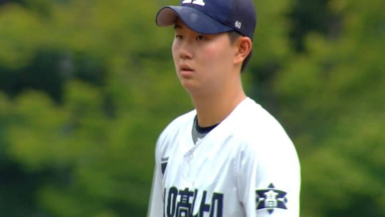 이호민, 승부치기 결승타…경남고, 봉황대기 고교야구 우승