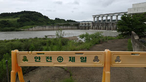 임진강 필승교 수위 1ｍ 도달&hellip;"하천 행락객 대피해야"