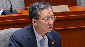 정성호 법무, '검찰개혁 맹폭' 임은정에 "부적절&hellip;문제 있다"