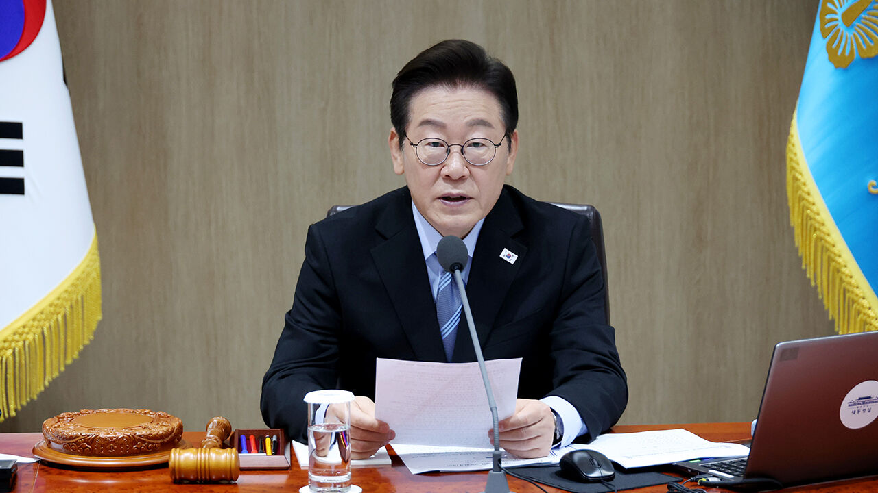 이 대통령, '더 센' 상법 개정안·'노란봉투법' 국무회의 의결