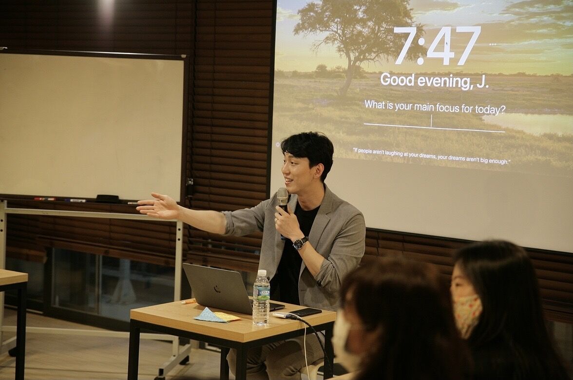 이민호 작가