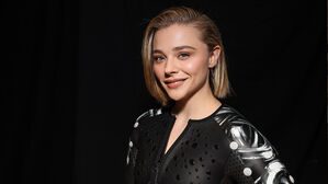 할리우드 스타 클로이 모레츠, 동성 연인과 결혼식