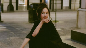 '성매매 알선 연루' 한국 떠난 가수 지나, 직접 올린 근황