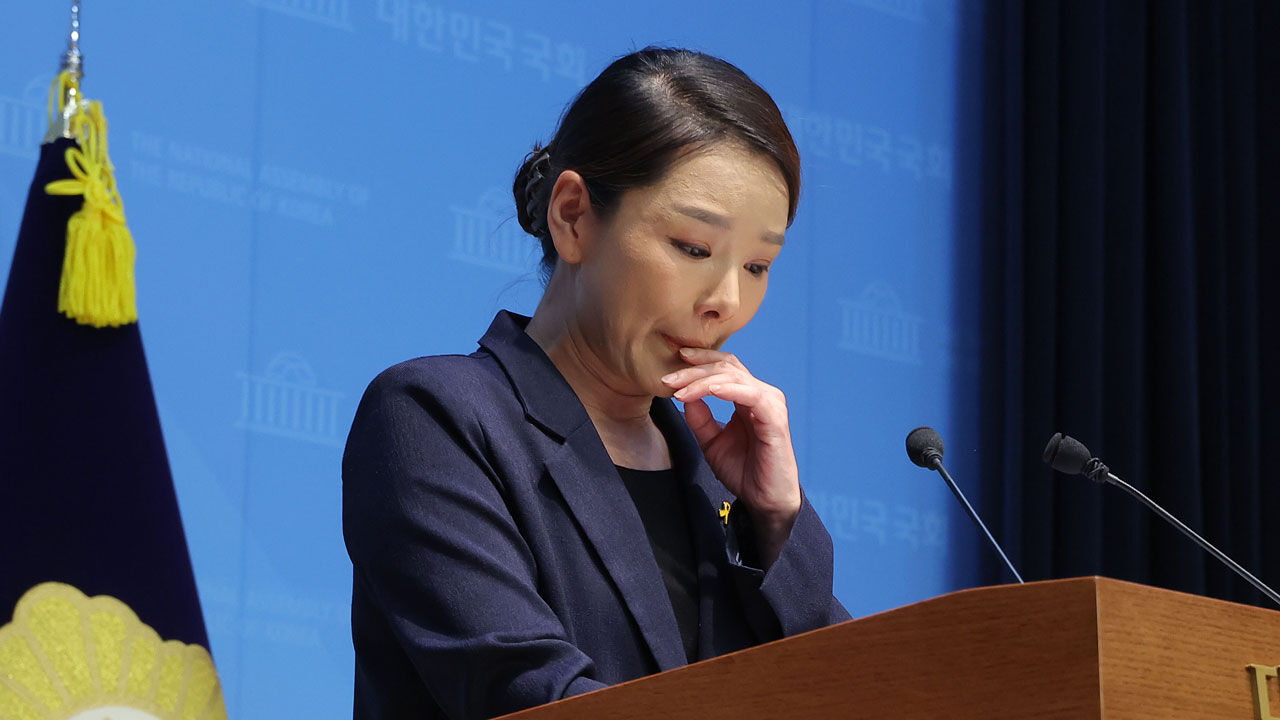 혁신당 성비위 사건에 강미정 탈당…"당이 피해자 절규 외면"