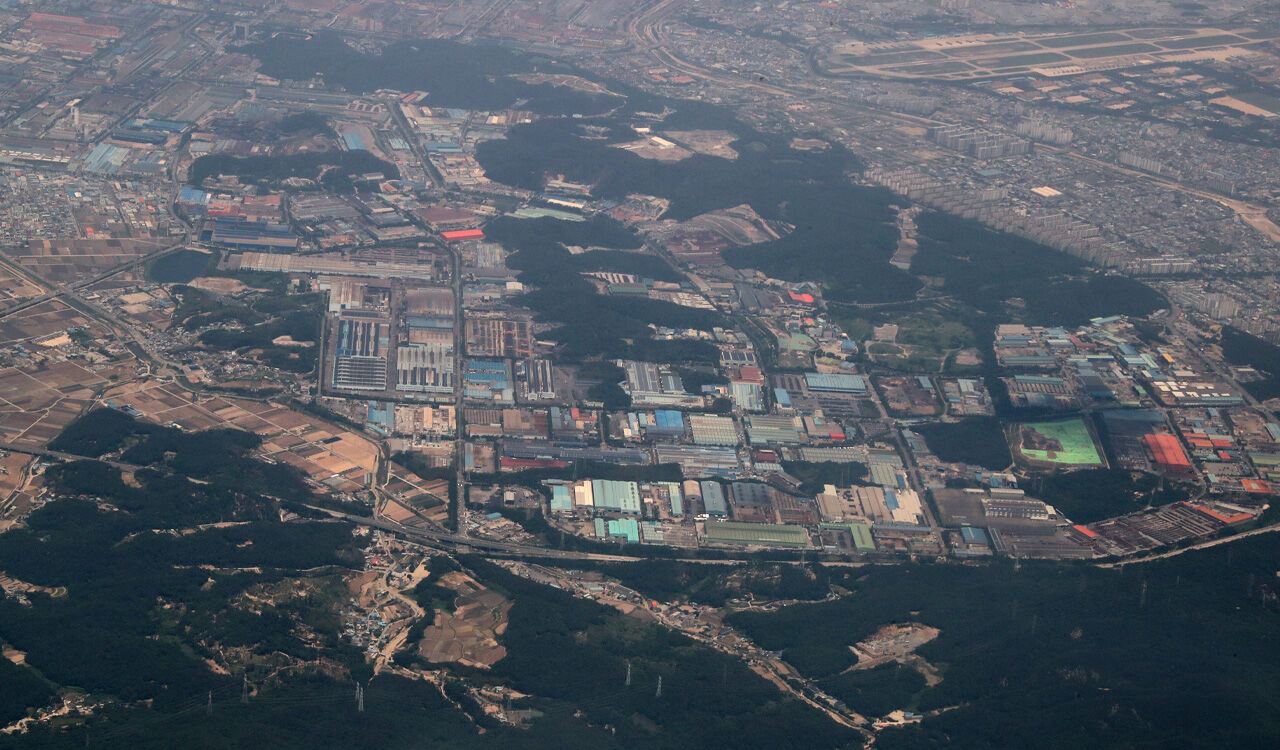 포항 철강산단 작업장서 70대 트레일러 기사 적재물에 끼여 사망