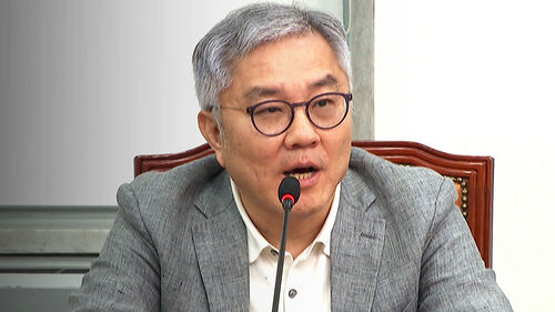 "그렇게 죽고 살 일인가"…최강욱 2차 가해 논란 터지자