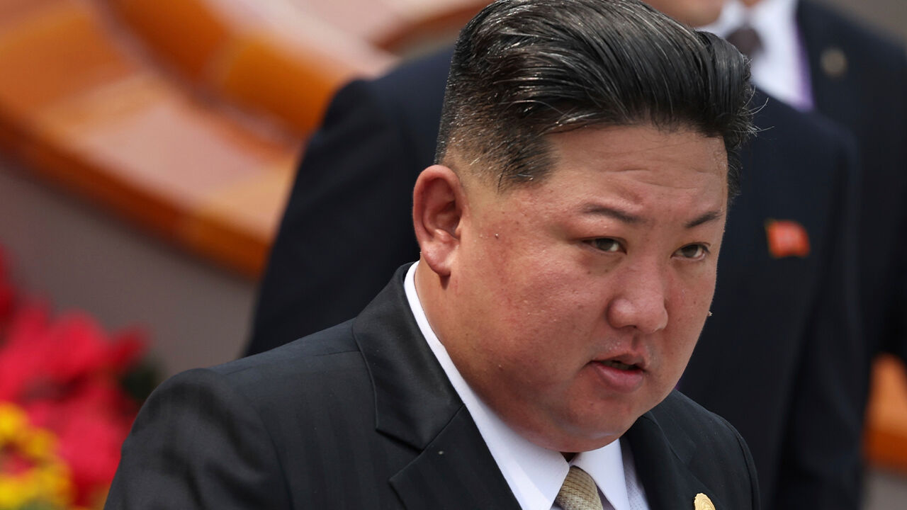 [속보] 김정은 "국제정세가 어떻게 변하더라도 북중 우호 변치 않아"