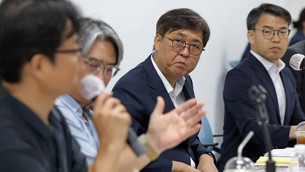 위기의 한국 영화 심폐 소생한다…내년 영화 예산 80.8% 증액