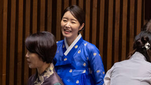 '여가장관 낙마' 강선우 외통위로&hellip;"새로운 여정 시작"