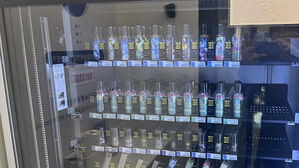 "발암물질 조금만 있으니 괜찮다?"…"전자담배 연기, 특히 아동·청소년에 유해 가능성"