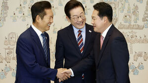 이 대통령, 청와대서 정청래&middot;장동혁과 오찬&hellip;초당적 협력 당부할 듯