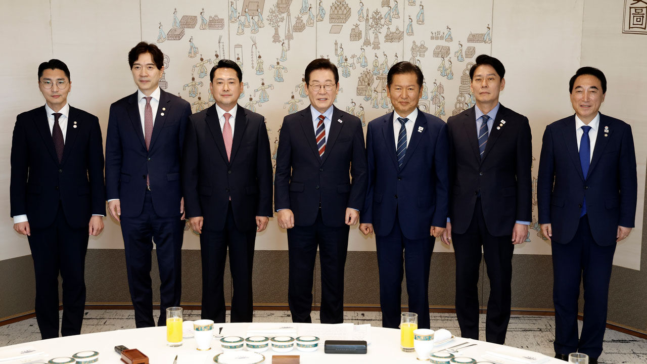 이 대통령-여야 대표, 민생경제협의체 구성 합의…공통공약 논의