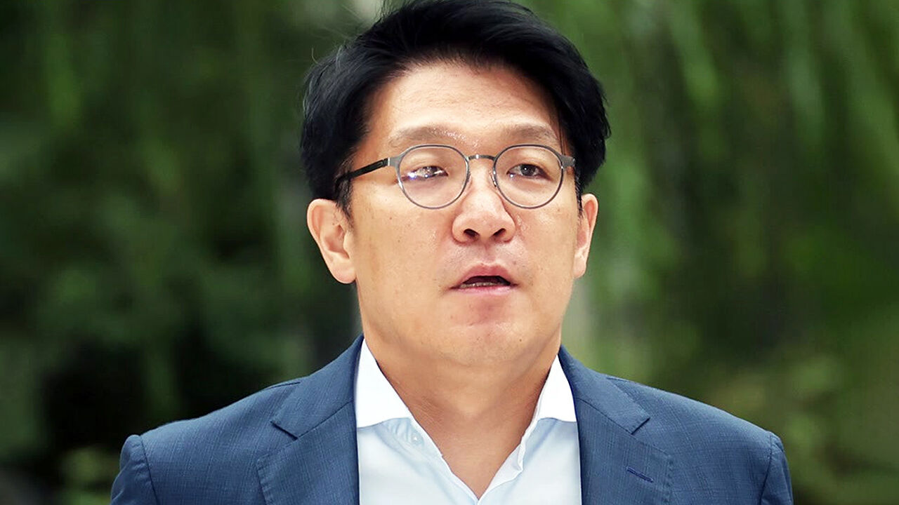 "김건희 여사 오빠 요청으로"…김상민, 취재진에 한 말