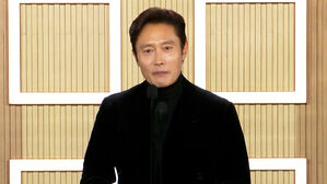 이병헌, '한국 배우 최초' 토론토영화제 특별공로상 수상