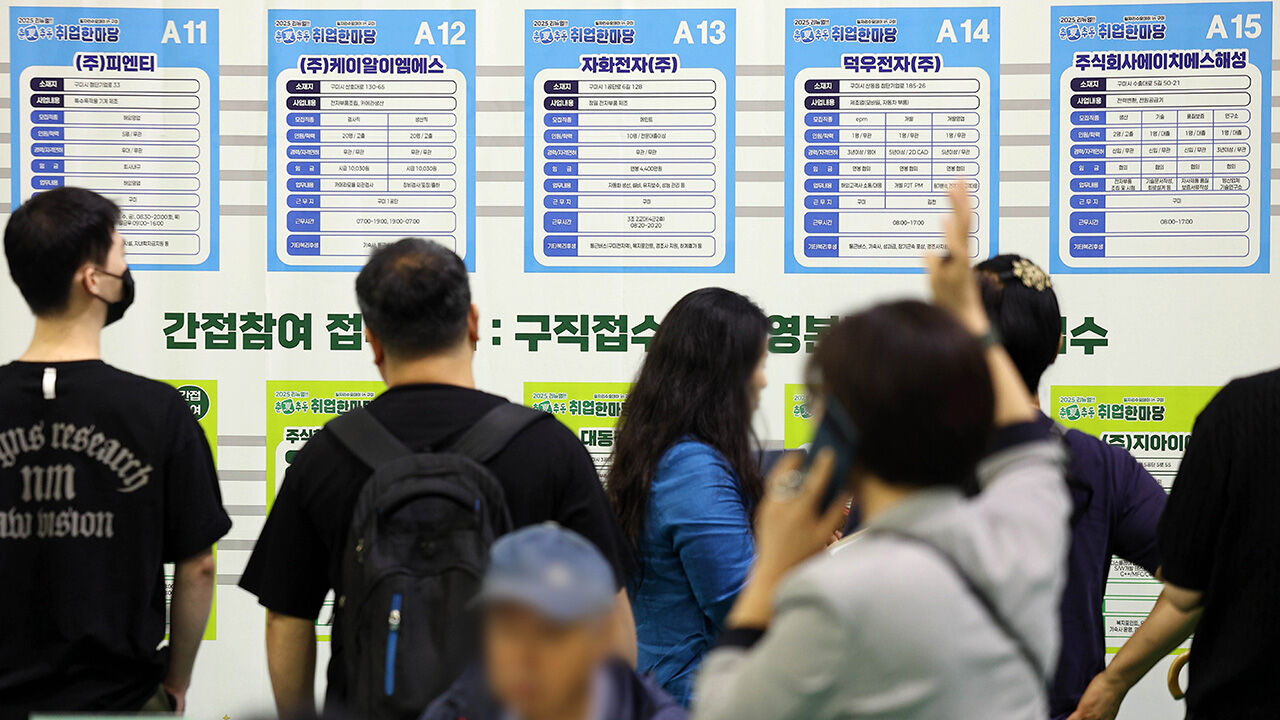 8월 취업자 16만 6천 명 증가…30대 쉬었음 33만 명 '역대 최대'
