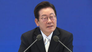 100일 새 2차례 회견…"협상 사인 없다 비난 말아달라"