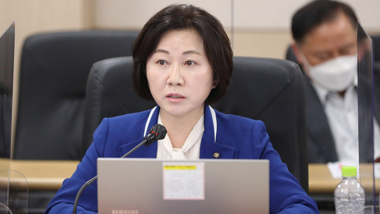 '총선 앞두고 경로당에 기부행위' 송옥주 의원 1심 당선무효형