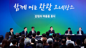 강원도 찾아간 이 대통령…"군사보호구역 규제 풀어야"